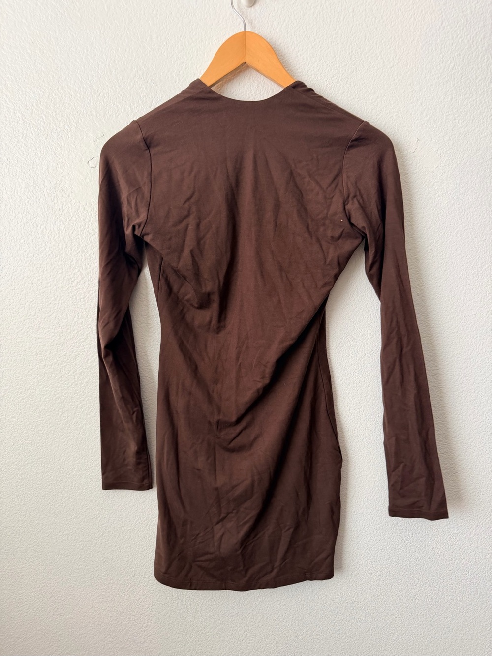 Skims Smooth Layers Deep Plunge Mini Dress Espresso Brown Size Small - Picture 3 of 5